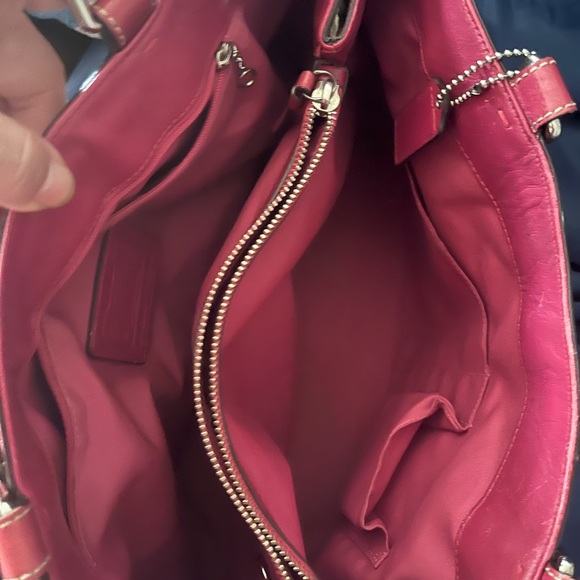 Authentic Coach bag with matching coin purse wristlet.  Pink and Beige. - Picture 5 of 8